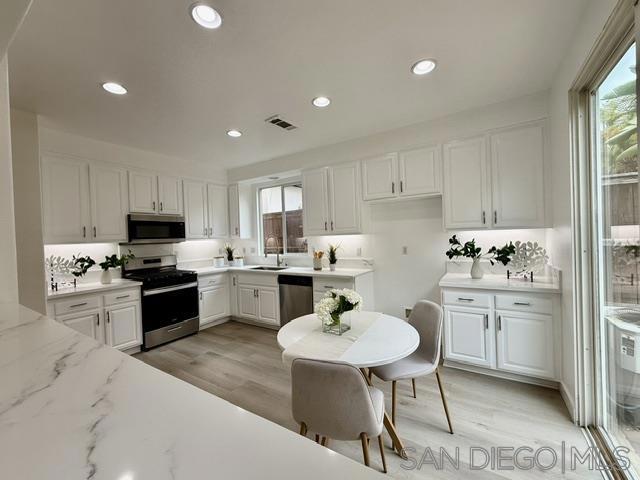 426 Camino Hermoso - photo 11