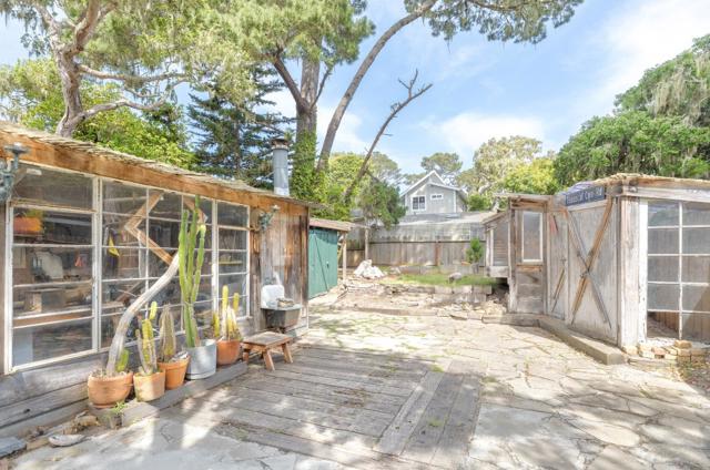 469 Evergreen Road, Pacific Grove CA: https://media.crmls.org/mediaz/0f578d31-f111-461f-8336-6268df54608f.jpg
