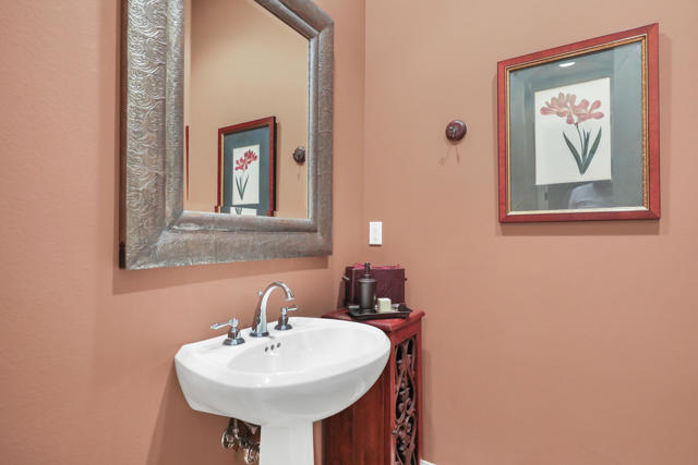 50405 Verano Drive, La Quinta CA: https://media.crmls.org/mediaz/0f5a887a-04c7-455d-969a-5a1a5f9758bb.jpg