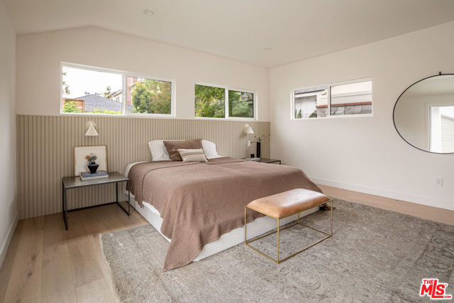 7609 Alverstone Avenue, Los Angeles CA: https://media.crmls.org/mediaz/0f5b0241-9147-40ea-a23f-e333ea25268b.jpg