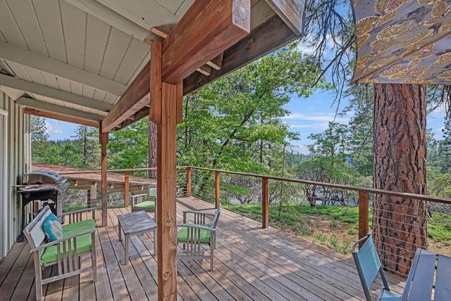 1753 Lightning Lane, Arnold CA: https://media.crmls.org/mediaz/0f5b232f-144a-4c79-907c-5e427e60c660.jpg