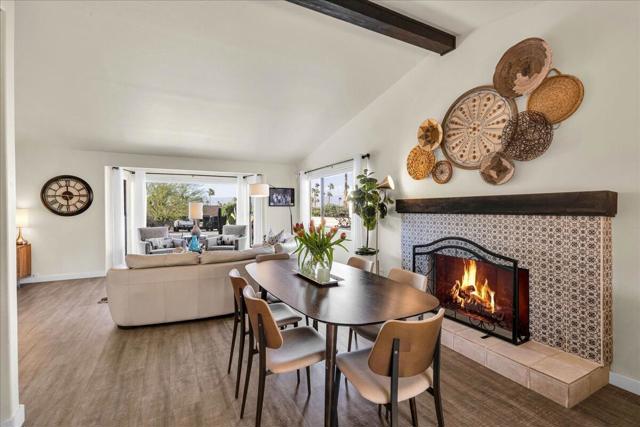 73501 Broken Arrow Trail, Palm Desert CA: https://media.crmls.org/mediaz/0f5b3ba2-3c89-4689-97a4-57a981df88f1.jpg