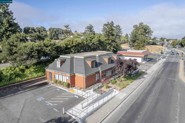 Image 11 of 23 For 1617 San Pablo Avenue