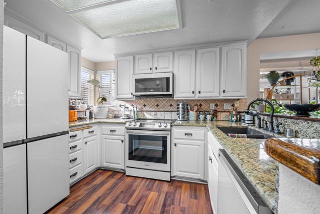 Home for Sale in Spring Valley