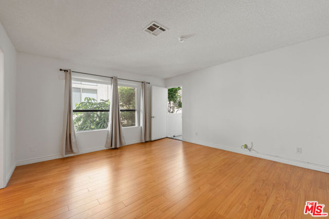 11975 Texas Avenue, Los Angeles CA: https://media.crmls.org/mediaz/0f5c3971-5f75-454f-8d03-b0652ae5a216.jpg