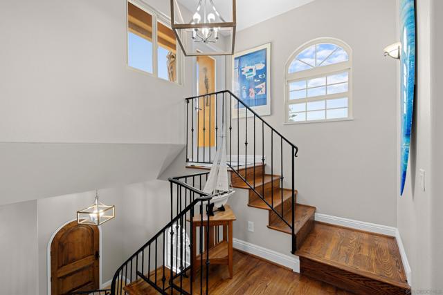 301 N Rios, Solana Beach CA: https://media.crmls.org/mediaz/0f5c9aa7-3075-4172-a80b-8e05a70da57c.jpg