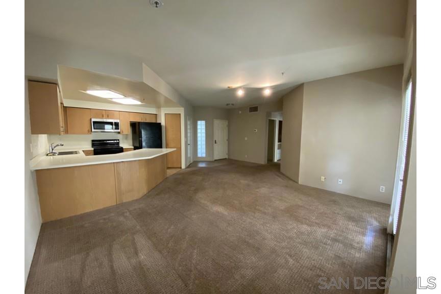 655 Columbia St - photo 3
