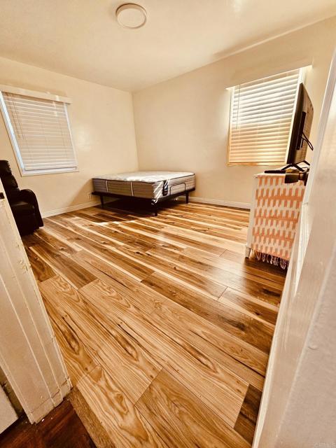 Detail Gallery Image 27 of 29 For 3333 Delta Ave, Long Beach,  CA 90810 - 4 Beds | 3 Baths