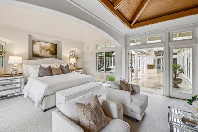 24292 Elise Court, Los Altos Hills CA: https://media.crmls.org/mediaz/0f61f907-06a2-41af-91d1-330a8013fbc2.jpg