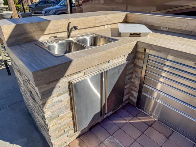 80394 Avenue 48, Indio CA: https://media.crmls.org/mediaz/0f61fa7c-b206-4f96-bae5-dfa9b0a7e48f.jpg