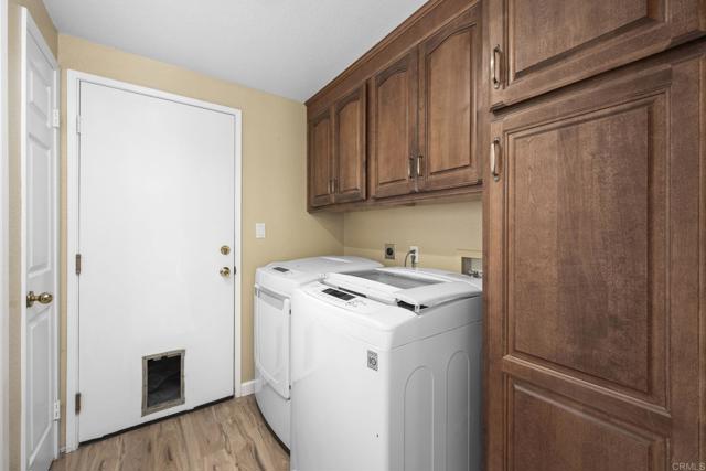 3430 Corte Viejo, Carlsbad CA: https://media.crmls.org/mediaz/0f62755c-b55e-4853-84fa-f3ac8846acfe.jpg