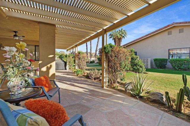 Image 23 of 26 For 78575 Vista Del Sol