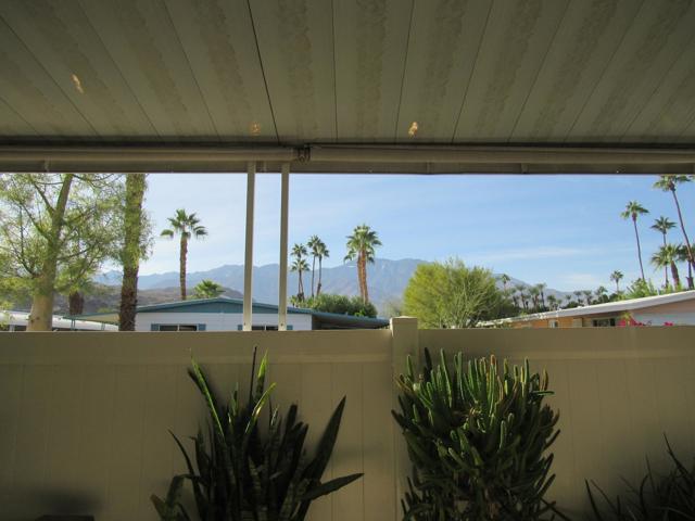 191 Figuaro Drive, Palm Springs CA: https://media.crmls.org/mediaz/0f639ad2-2b5e-4c7f-a65a-a100c0a845e5.jpg
