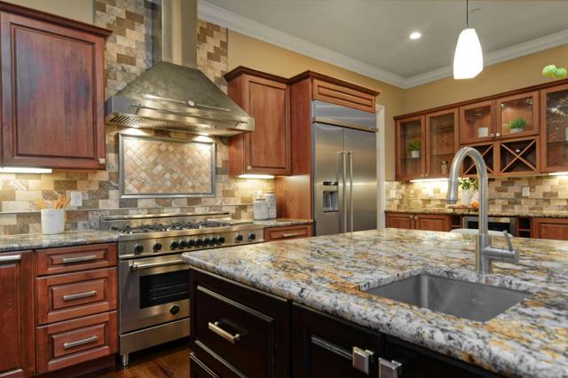 1570 Keesling Avenue, San Jose CA: https://media.crmls.org/mediaz/0f642bcd-a7c8-444c-84cd-e7aac7a57ada.jpg