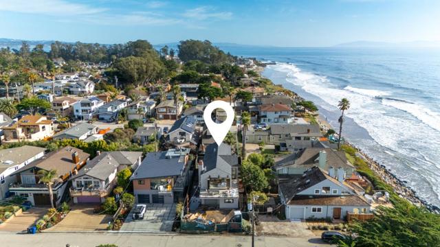 120 24th Avenue, Santa Cruz CA: https://media.crmls.org/mediaz/0f64505e-3b22-4cf9-8d11-9ed777742bb7.jpg