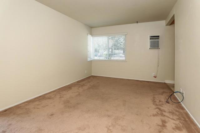 494 Dover Way, Campbell CA: https://media.crmls.org/mediaz/0f6494f0-2639-436a-b5fc-ed344b396427.jpg