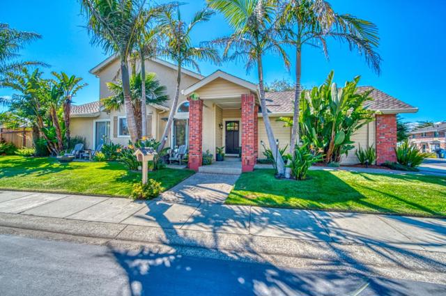 388 Greenbrier Road, Half Moon Bay CA: https://media.crmls.org/mediaz/0f65f4e5-4cc7-4a27-9320-4d87c488a670.jpg