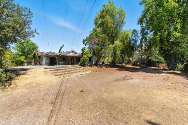 14862 Watters Drive, San Jose CA: https://media.crmls.org/mediaz/0f683956-0811-4297-bac0-8bbb208b649a.jpg