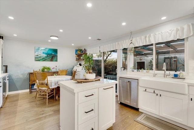 4568 Cimarron River Court, San Jose CA: https://media.crmls.org/mediaz/0f69f2c0-40f3-4753-994b-e452be5d7b59.jpg