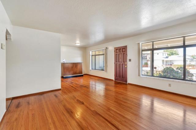 Image 14 of 41 For 948 Olive Avenue