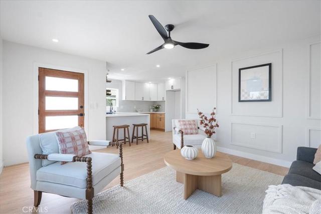 Detail Gallery Image 5 of 19 For 1708 Loretta St, Oceanside,  CA 92058 - 3 Beds | 2 Baths