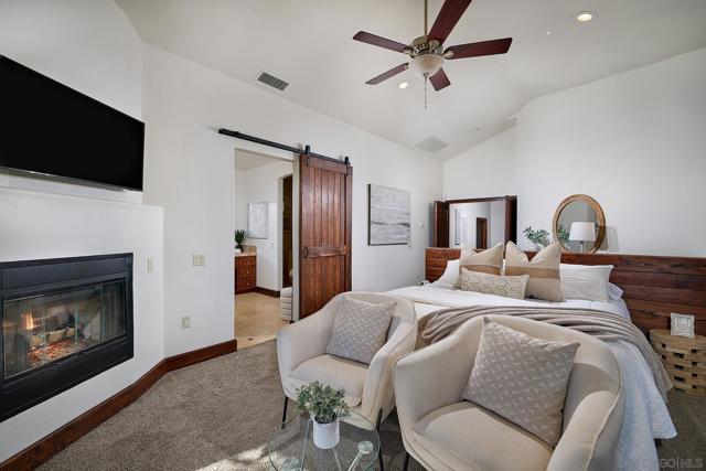 38408 Mesa Rd, Temecula CA: https://media.crmls.org/mediaz/0f6e5bbb-bd15-4e84-9945-ba0c97573003.jpg