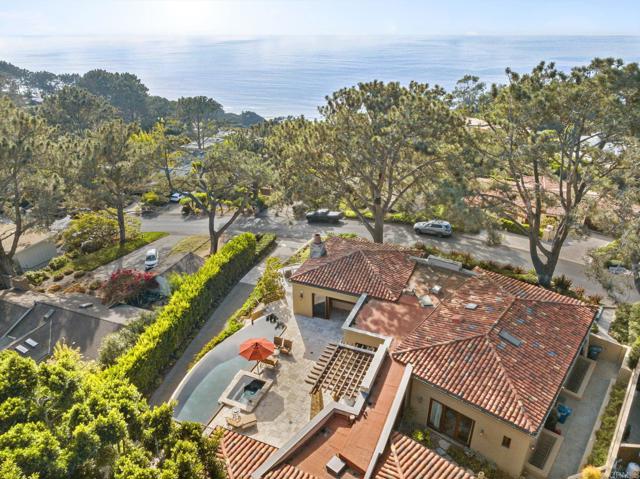271 Ocean View Ave, Del Mar CA: https://media.crmls.org/mediaz/0f6e90ec-457b-4f7e-a78a-cbcf3b9f530c.jpg