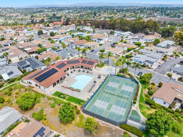 Detail Gallery Image 45 of 58 For 631 via Costa Rica, Vista,  CA 92081 - 2 Beds | 2 Baths
