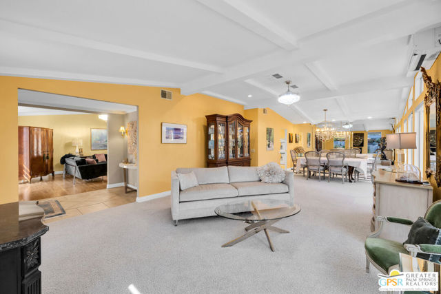 10 International Boulevard, Rancho Mirage CA: https://media.crmls.org/mediaz/0f703cd8-e4fd-4501-8a65-cbdc1660a367.jpg
