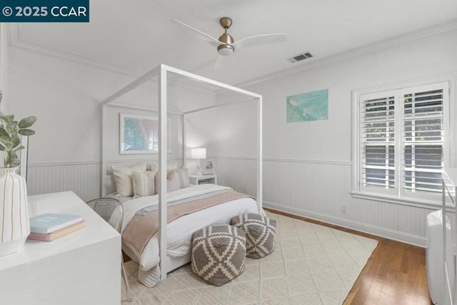 1826 Alameda Diablo, Diablo CA: https://media.crmls.org/mediaz/0f719662-f337-4920-997c-8b1621740642.jpg
