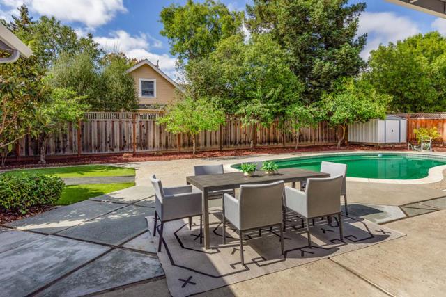 1378 Pritchett Court, Los Altos CA: https://media.crmls.org/mediaz/0f71ab2c-84fe-4d9c-a8c0-146d2aaa0da9.jpg