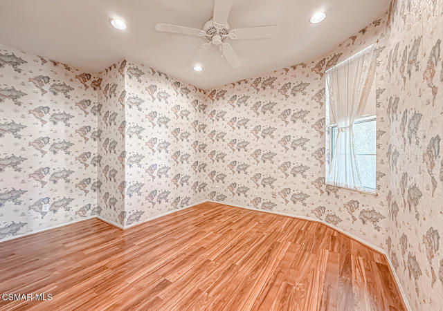dBedroom1 or Office2