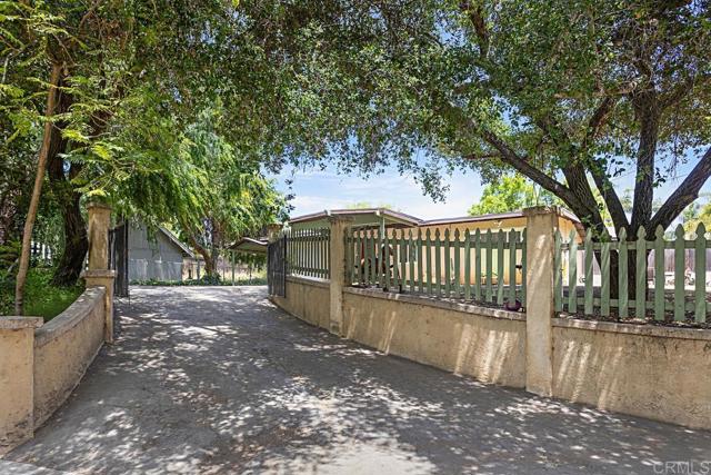 Detail Gallery Image 30 of 32 For 714 Convertible Ln, Fallbrook,  CA 92028 - 3 Beds | 2 Baths