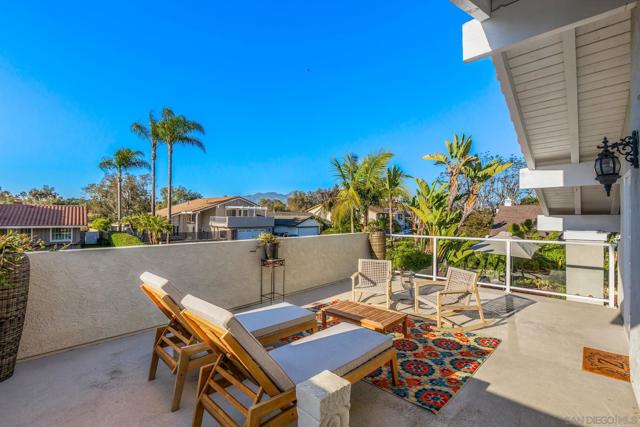 27126 Mariscal Ln, Mission Viejo CA: https://media.crmls.org/mediaz/0f72d2f8-28d3-4f22-b359-24d2d7b3ec11.jpg