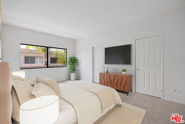 14050 Magnolia Boulevard, 316 photo 6