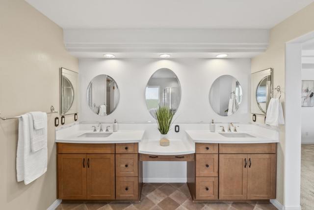 Image 45 of 75 For 2199 Woodland Heights