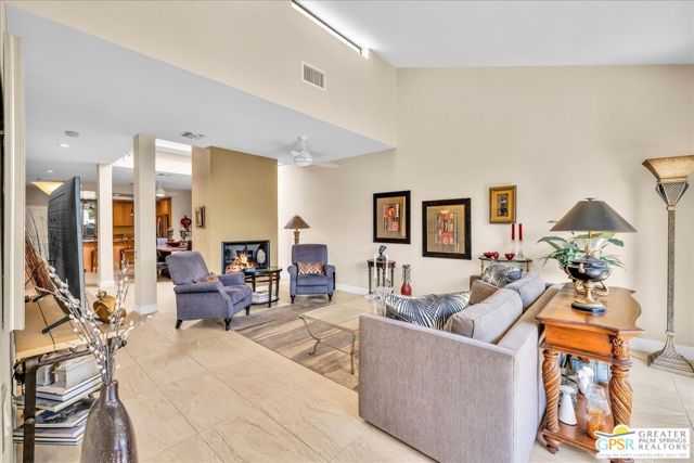 1254 E Andreas Road, Palm Springs CA: https://media.crmls.org/mediaz/0f73ae7f-658e-462f-b60d-f58d3ab29ebb.jpg