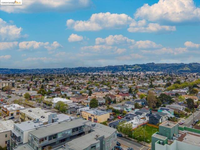 1123 65Th St, Oakland, California 94608, ,Multi-Family,For Sale,65Th St,41055041