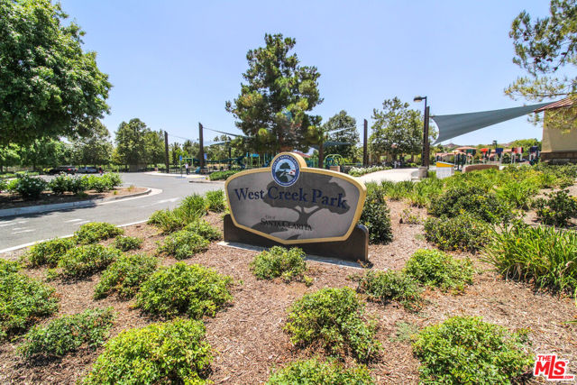 28562 Herrera Street, Valencia CA: https://media.crmls.org/mediaz/0f74b5b1-88dd-4802-992f-32490fb387fd.jpg