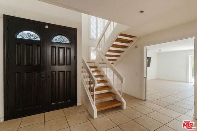 17273 Avenida De La Herradura, Pacific Palisades CA: https://media.crmls.org/mediaz/0f765fb1-07a4-413d-bdca-ff01c29f31e0.jpg