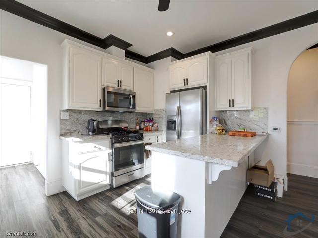 421 N 13th Street, San Jose CA: https://media.crmls.org/mediaz/0f77904b-e127-45cd-9d67-5f098a2d20a5.jpg