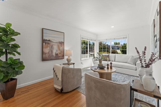 6793 Flanders Dr, Newark CA: https://media.crmls.org/mediaz/0f77dafb-8f48-4bde-b645-8eb07594e221.jpg