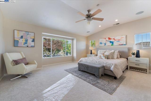 5200 N Forestdale Cir, Dublin CA: https://media.crmls.org/mediaz/0f7803aa-4a05-4437-a505-b1e0d303898b.jpg