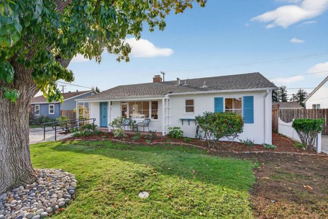 876 Sunset Drive, Santa Clara CA: https://media.crmls.org/mediaz/0f7818b8-4a11-4a2b-bbeb-17259213b9da.jpg
