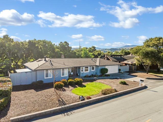 120 Marks Drive, Hollister CA: https://media.crmls.org/mediaz/0f791567-caa3-4b23-b5c8-314336614bdf.jpg