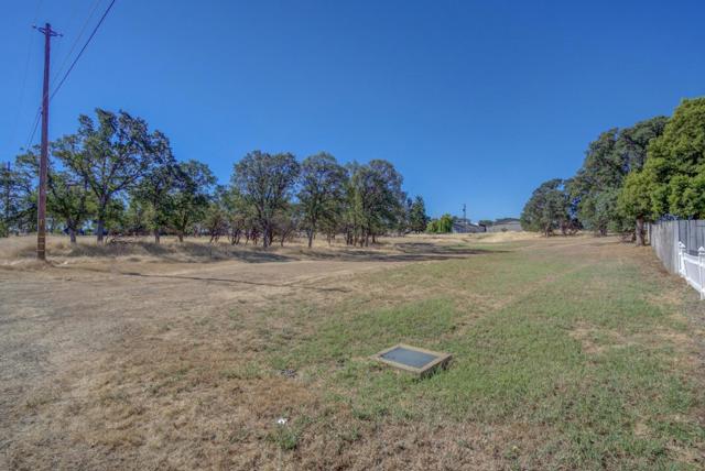 19709 Sweet Brier Place,  CA: https://media.crmls.org/mediaz/0f7a55ad-9bdb-4185-988b-2fd71de5931f.jpg