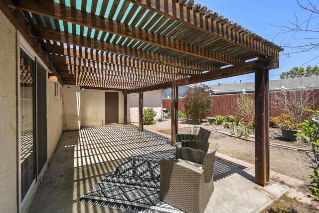 5273 Lewison Pl, San Diego CA: https://media.crmls.org/mediaz/0f7b7e82-9e96-4ca0-aa55-e141cc3a77f4.jpg