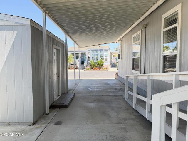 114 Stevens Circle, Ventura CA: https://media.crmls.org/mediaz/0f7bbec6-f302-4f35-8f7a-8b37dd733007.jpg