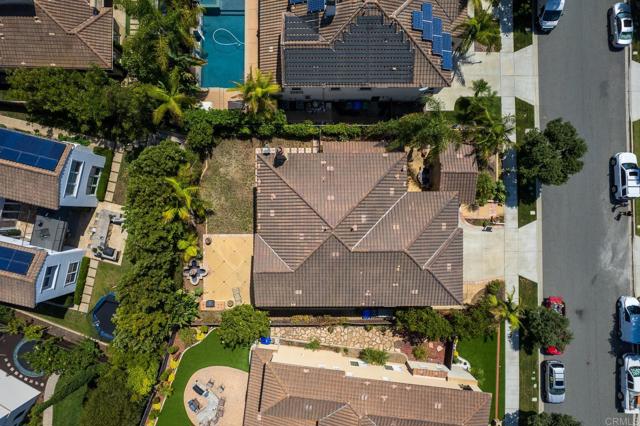 7148 Sitio Caliente, Carlsbad CA: https://media.crmls.org/mediaz/0f7d9633-05e6-4eb4-82a5-db6ca60e40bd.jpg