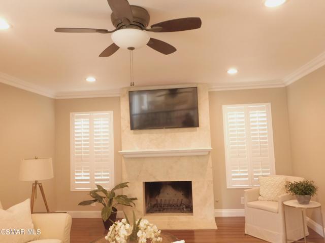 467 Sundance Street, Thousand Oaks CA: https://media.crmls.org/mediaz/0f7da57c-a338-4db0-8b91-9cbb5ca52f0d.jpg